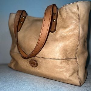 Fossil is the best purse